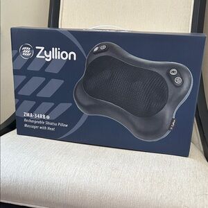 Zyllion Shiatsu Pillow Massager with Heat